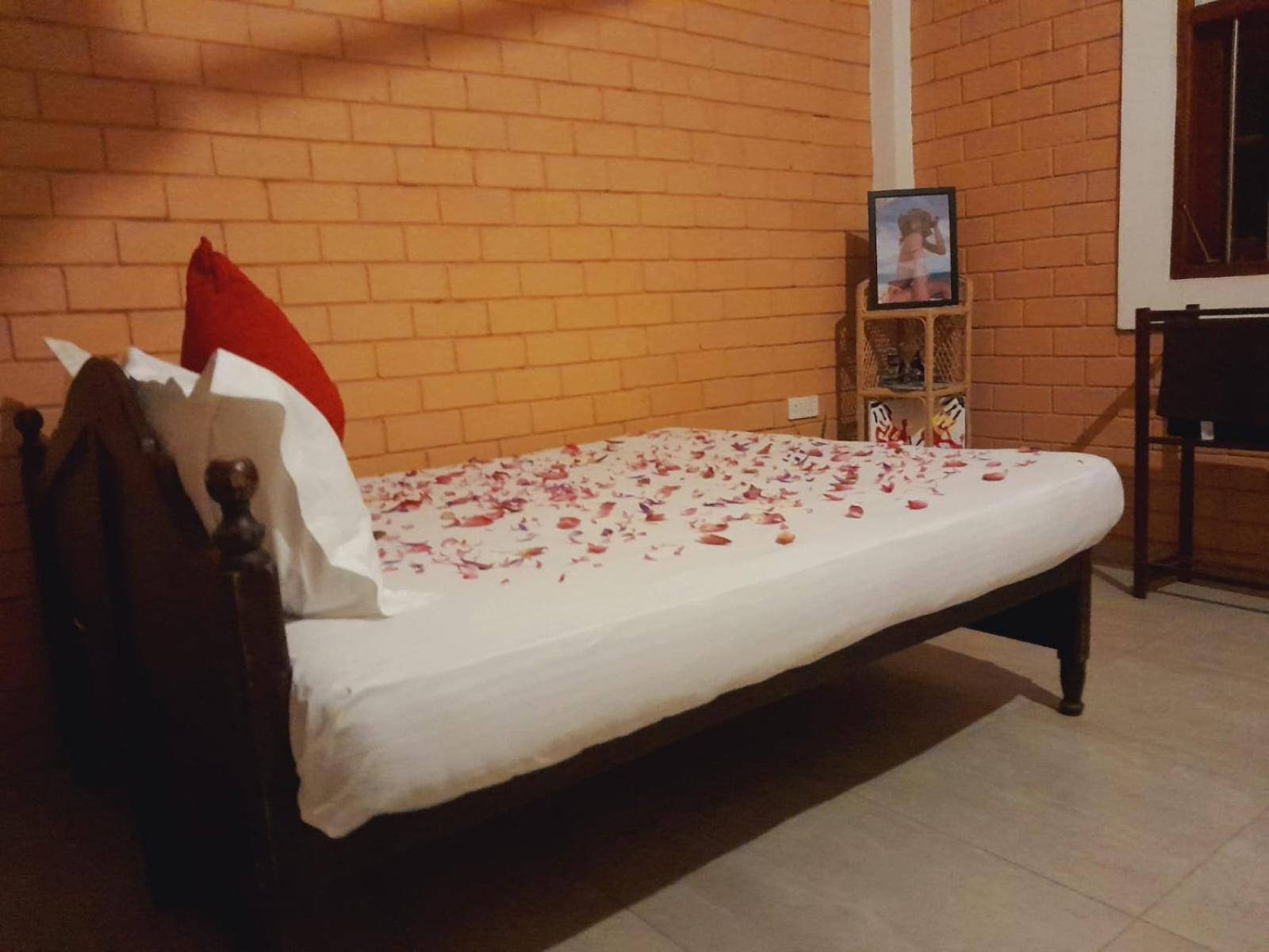 Laliz Bed & Breakfast กอลล์ ภายนอก รูปภาพ