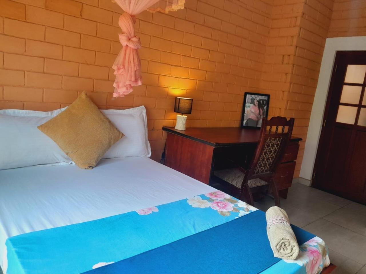 Laliz Bed & Breakfast กอลล์ ภายนอก รูปภาพ